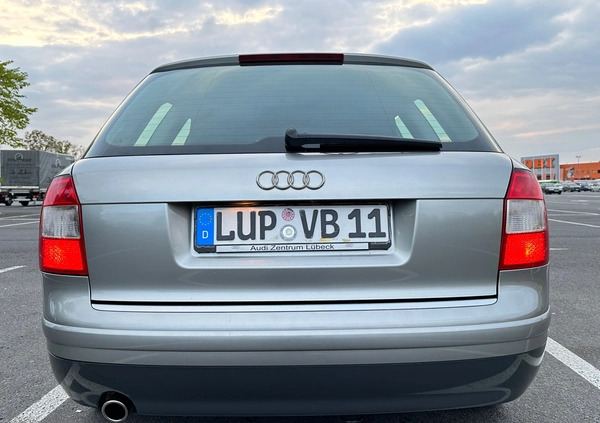 Audi A4 cena 9499 przebieg: 246242, rok produkcji 2002 z Osiek małe 379